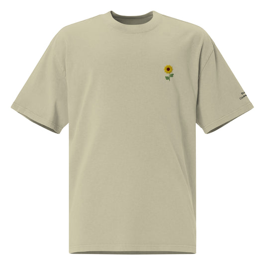 OVERSIZED TEE WITH EMBROIDERED SUNFLOWER